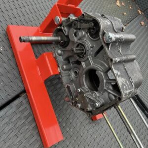 Honda Cub C50, C70, C90 engine stand - Image 4